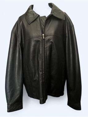 Men's Black Leather Bomber Jacket